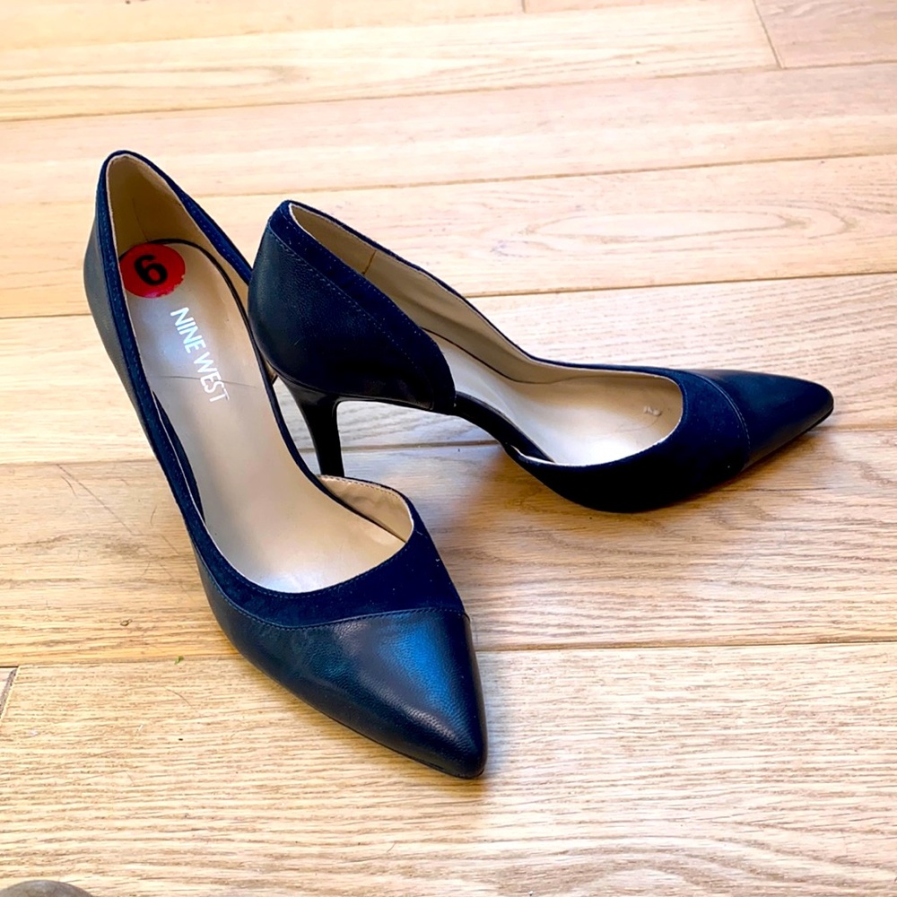 Navy suede and leather pumps